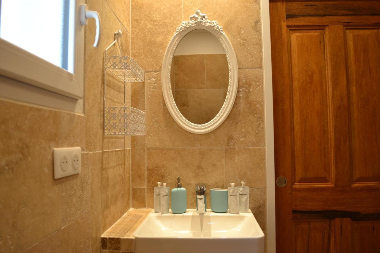 Saint-Restitut La Romagnolette B&B 외부 사진